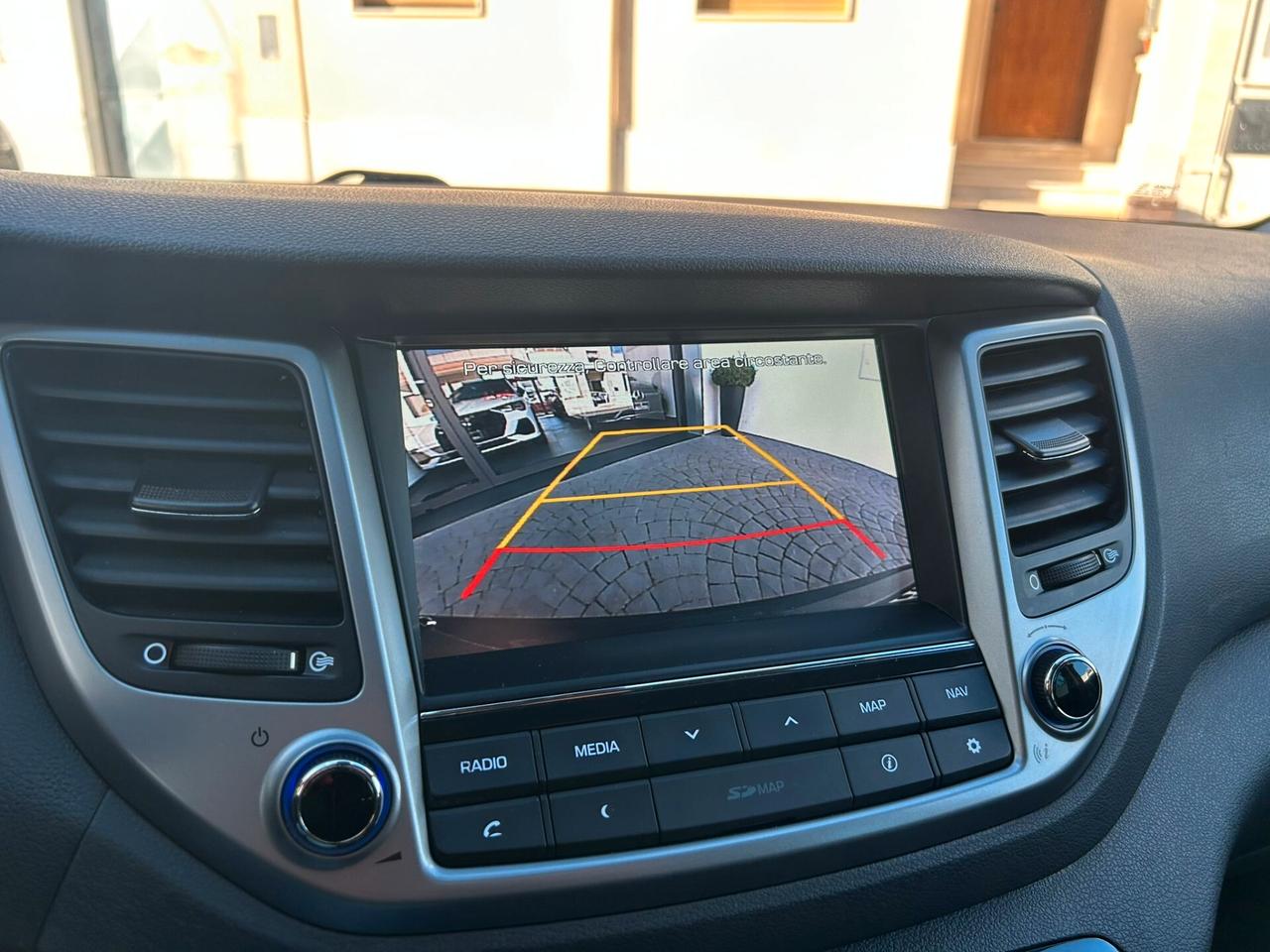 Hyundai Tucson 1.7 CRDi XPOSSIBLE NAVI/RET-12/2017