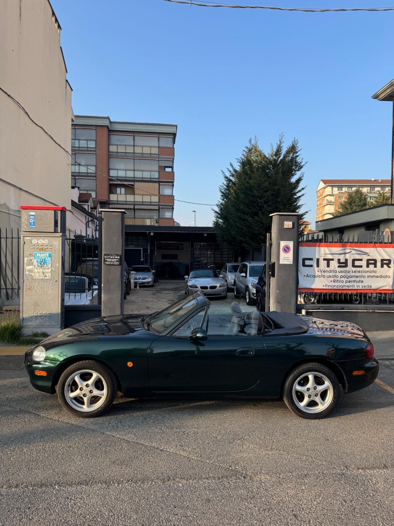 Mazda MX-5 1.6i 16V 110 cv Nardi Spider