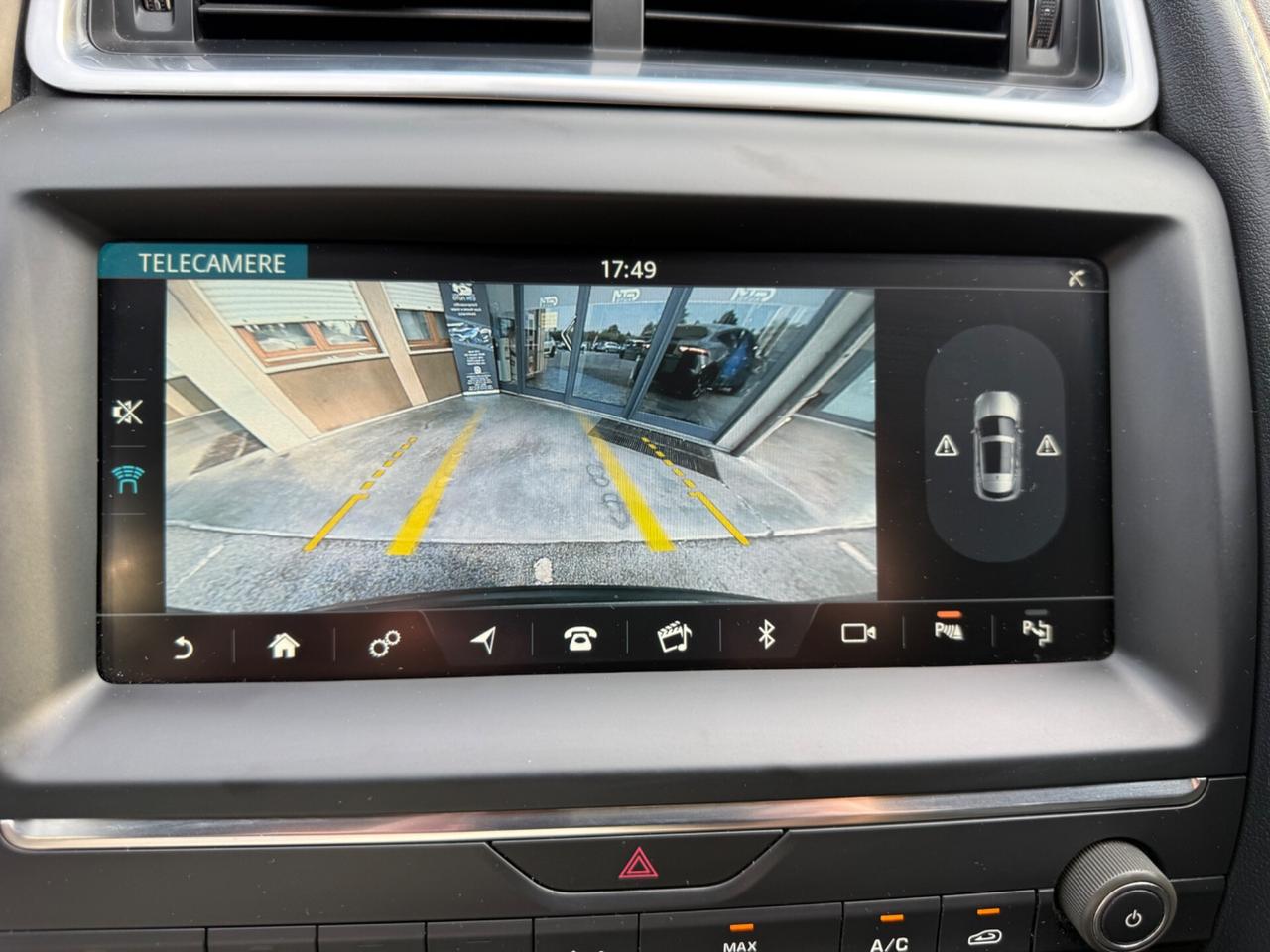 Jaguar E-Pace 2.0D 150 CV AWD R-Dynamic