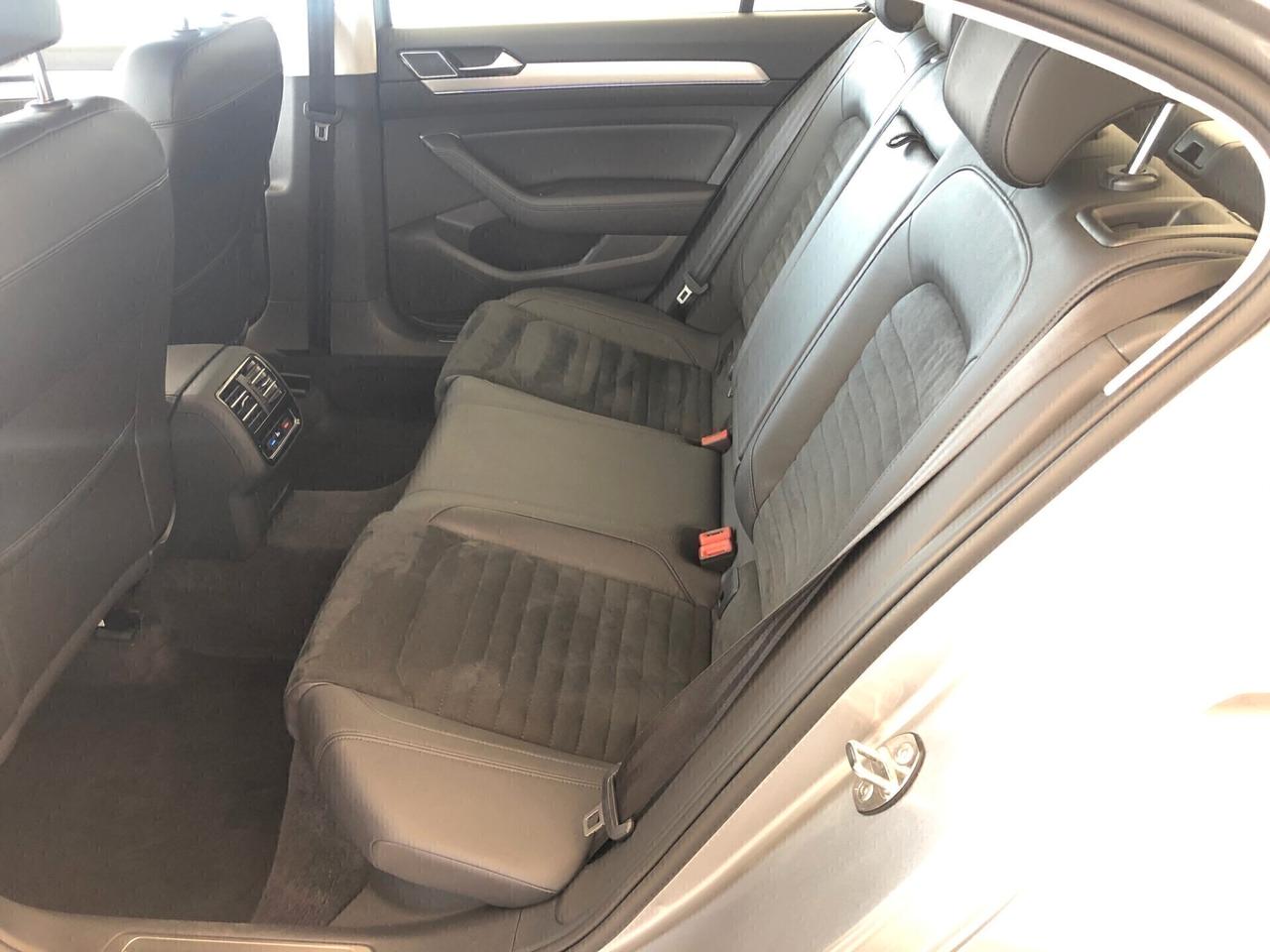 Volkswagen Passat 1.4 GTE DSG PLUG-IN-HYBRID PREZZO REALE