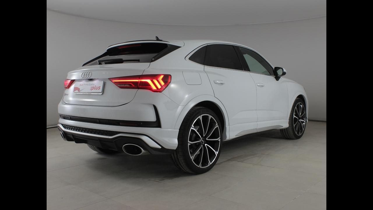 AUDI Q3 2019 Sportback - Q3 Sportback RS 2.5 quattro s-tronic