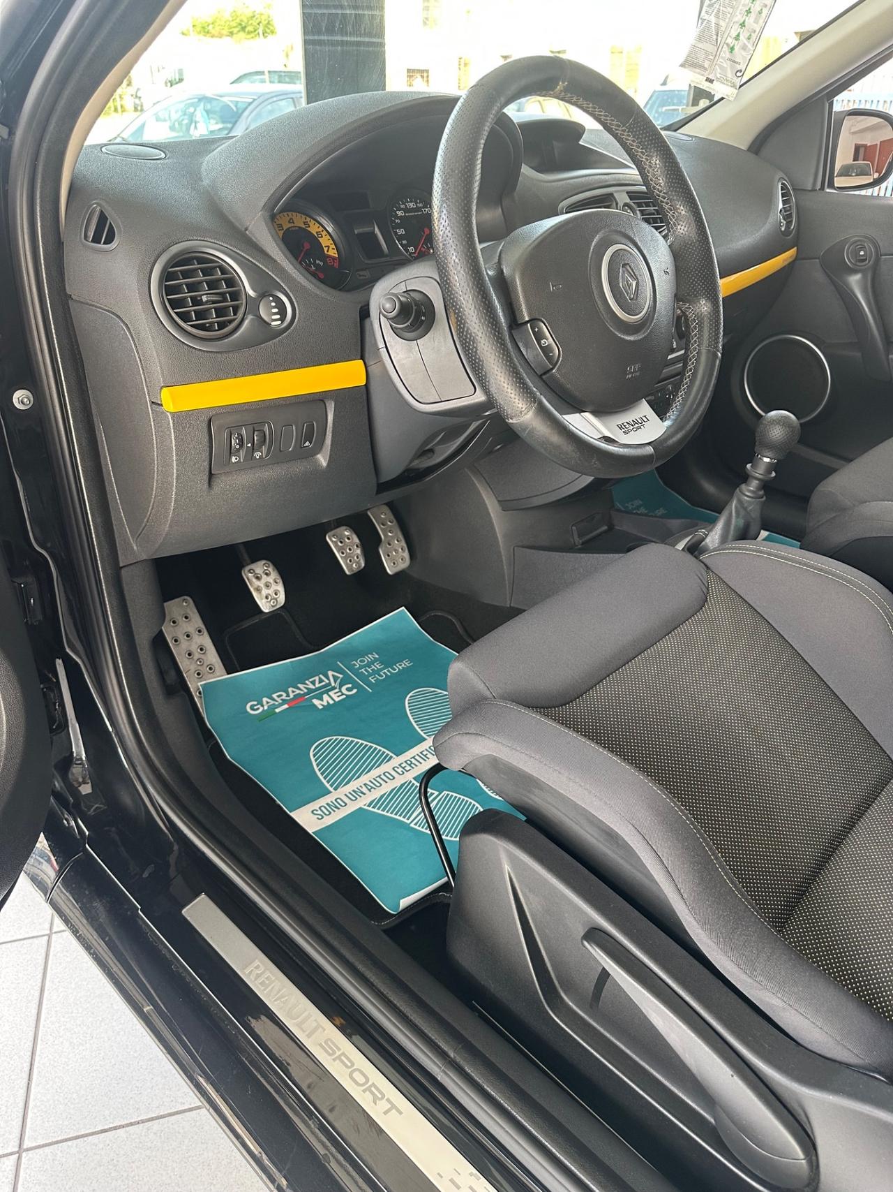 Renault Clio 2.0 16V 203CV 3 porte RS