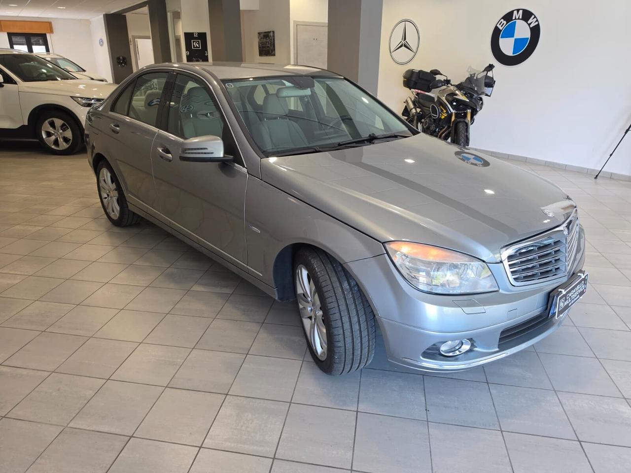 Mercedes-benz C 220 CDI BlueEFFICIENCY Avantgarde