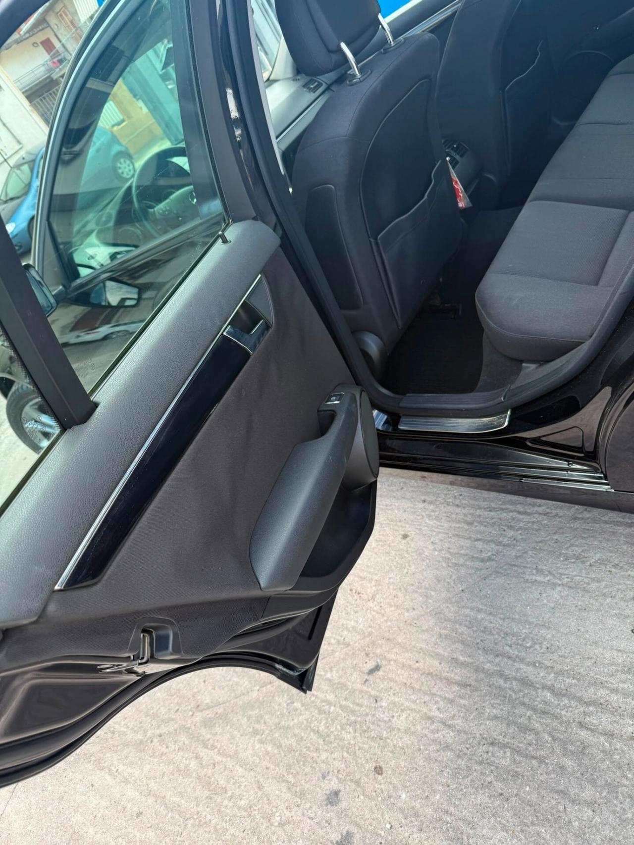 Mercedes-benz C 220 200 CDI Eleg.