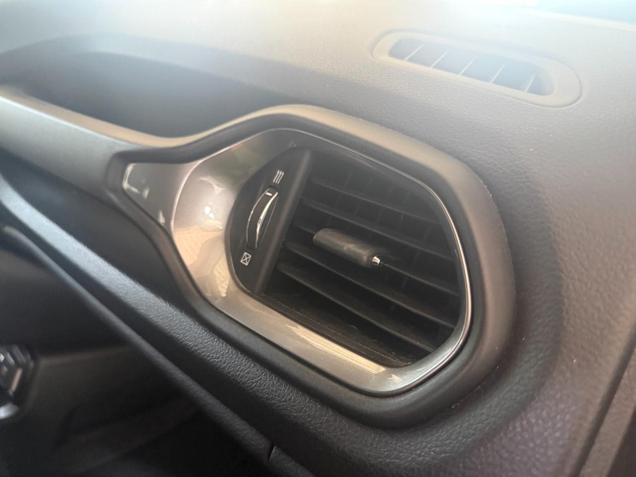Jeep Renegade 1.5 Turbo T4 MHEV Limited