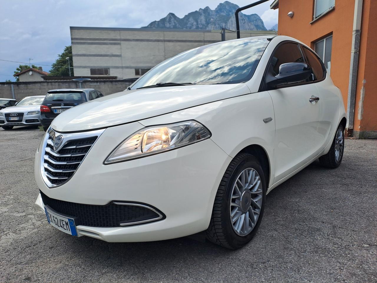 LANCIA YPSILON 1.2 BENZINA *OK NEOPATENTATI*
