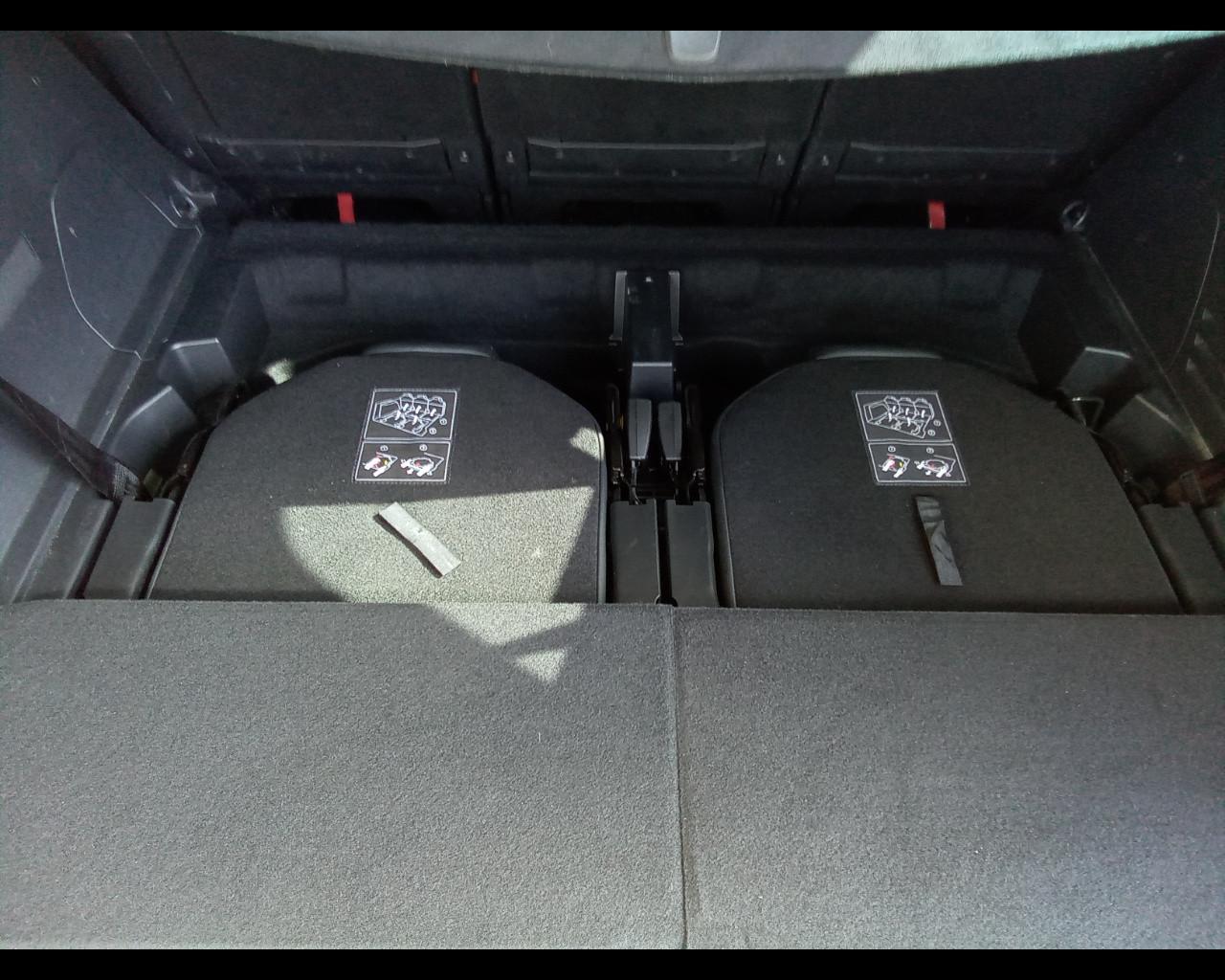 PEUGEOT 5008 2ª serie - 5008 BlueHDi 130 S&S EAT8 Allure