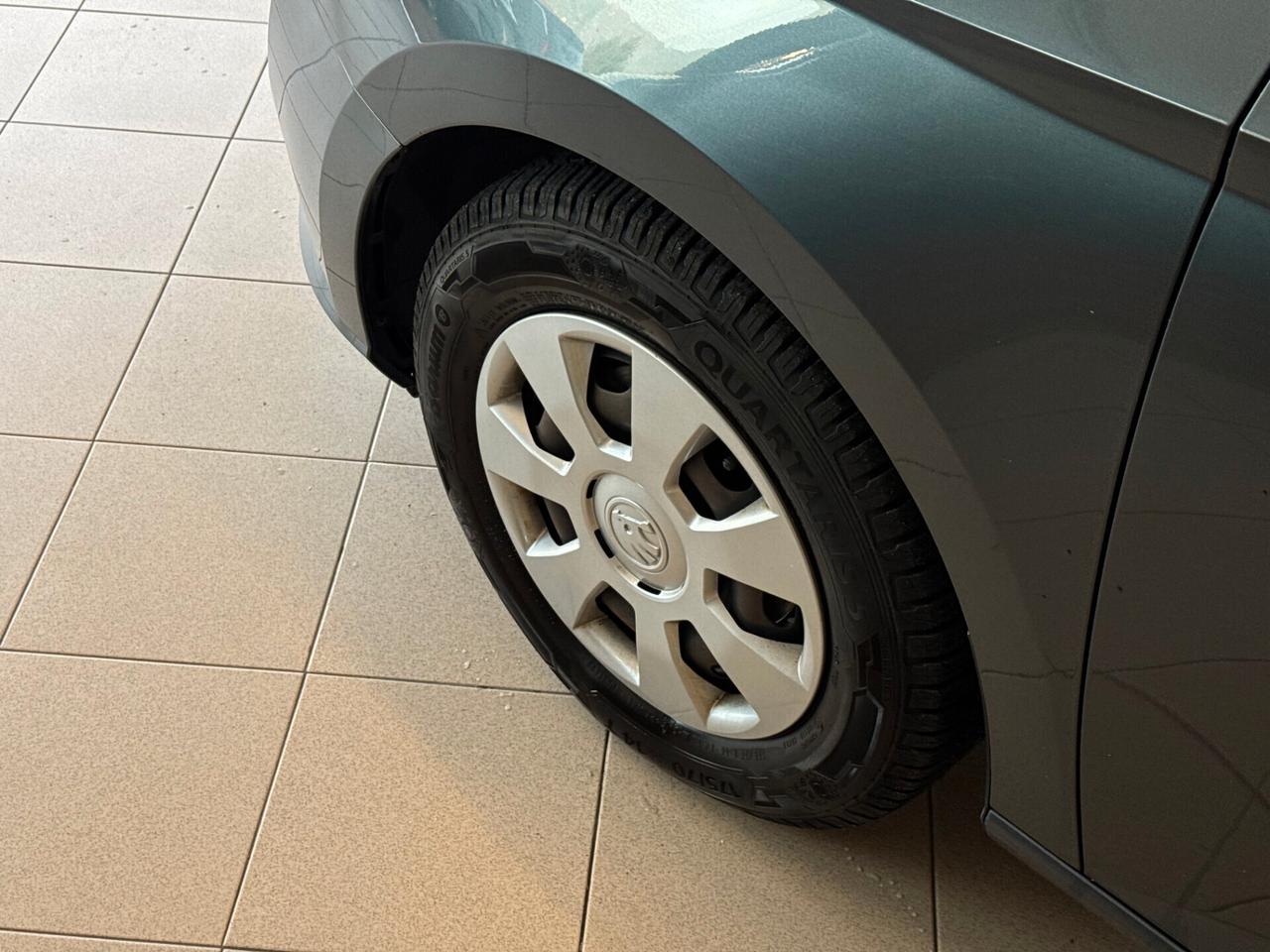 SKODA FABIA 1.0cc 60cv BENZINA NEOPATENTATI