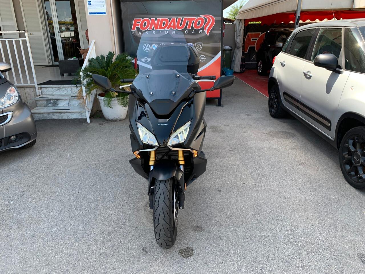Honda Forza 750
