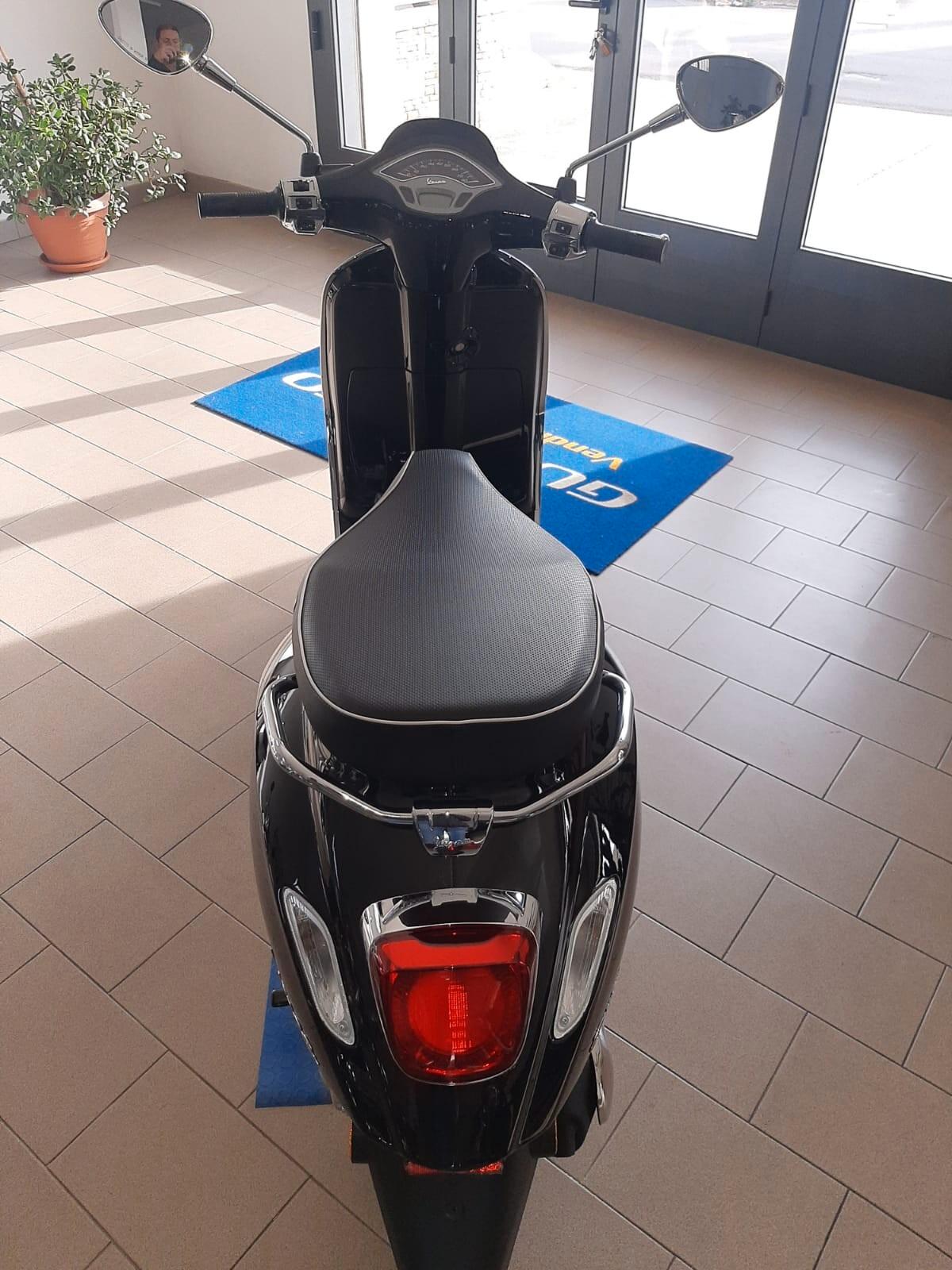 Vespa Piaggio 125 Spirit