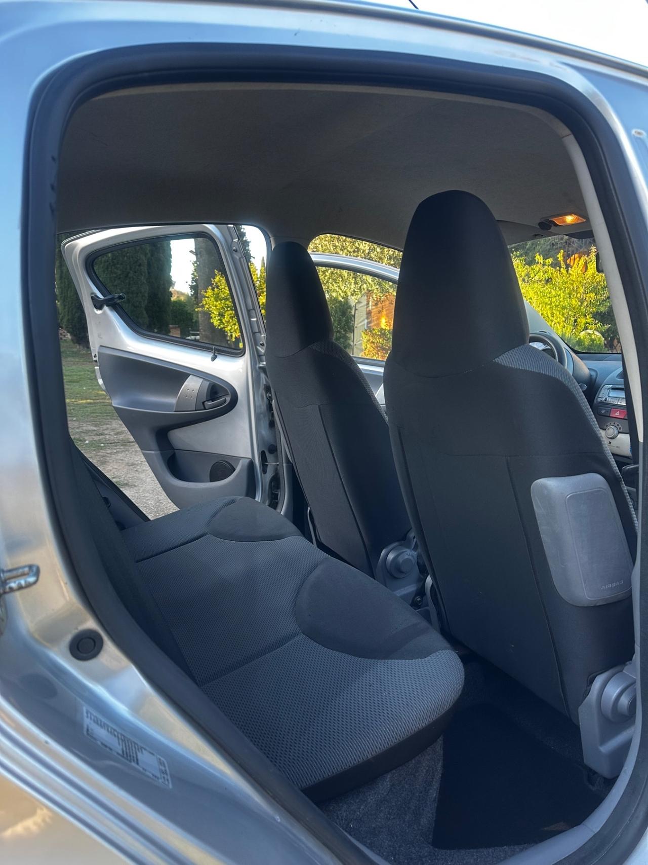 Toyota Aygo 1.0 12V VVT-i 5 porte Sol
