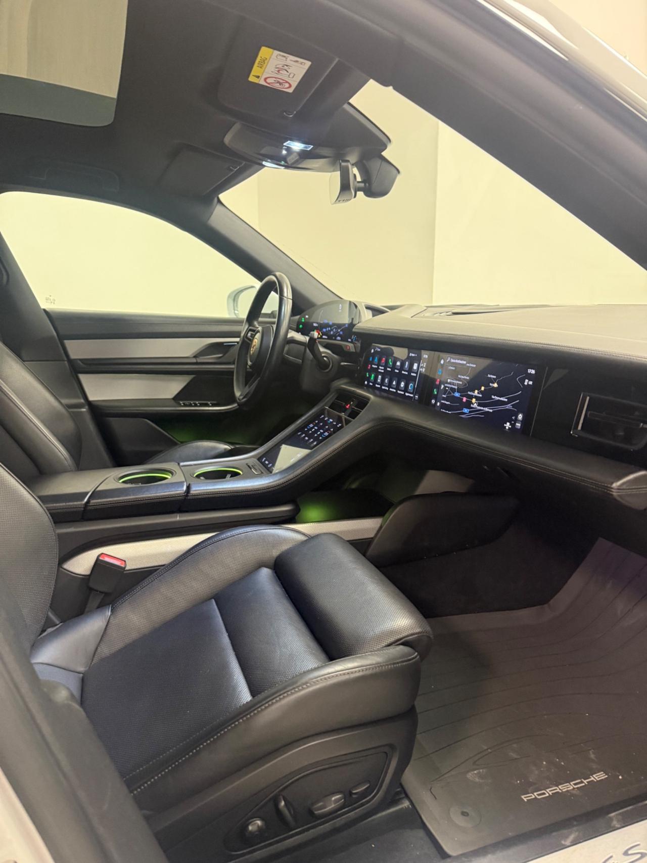 Porsche Taycan 4S