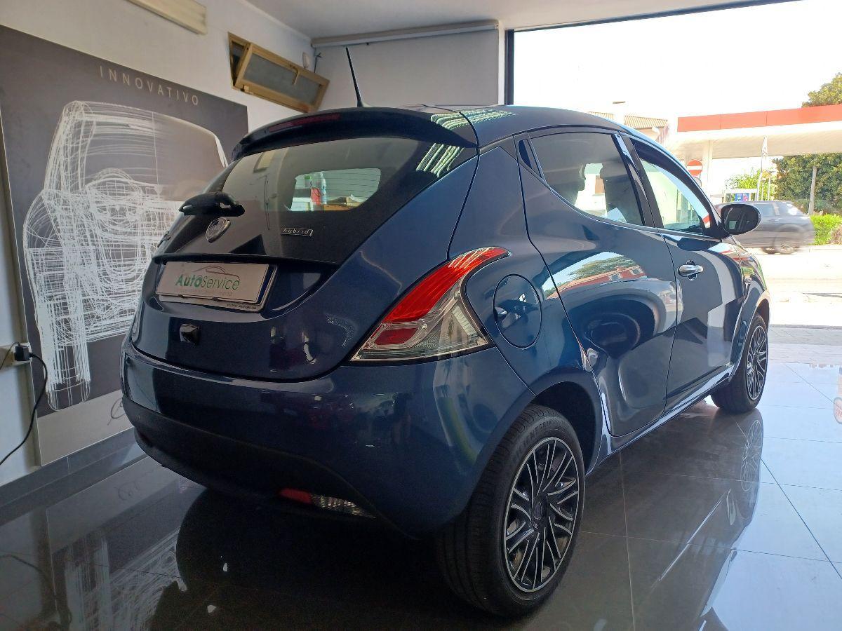 LANCIA - Ypsilon - 1.0 FireFly 5p. S&S Hybrid Oro
