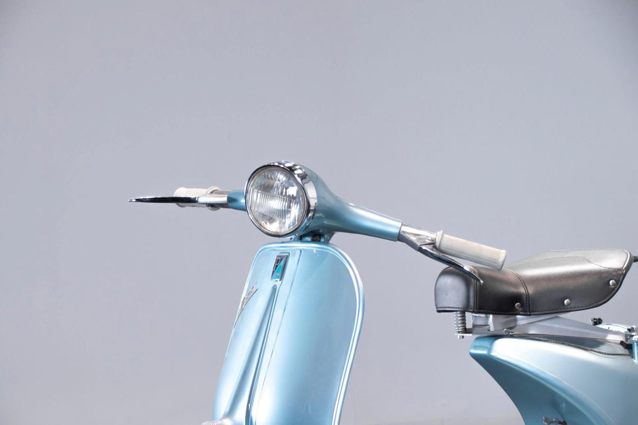 Piaggio Vespa 150 VB1