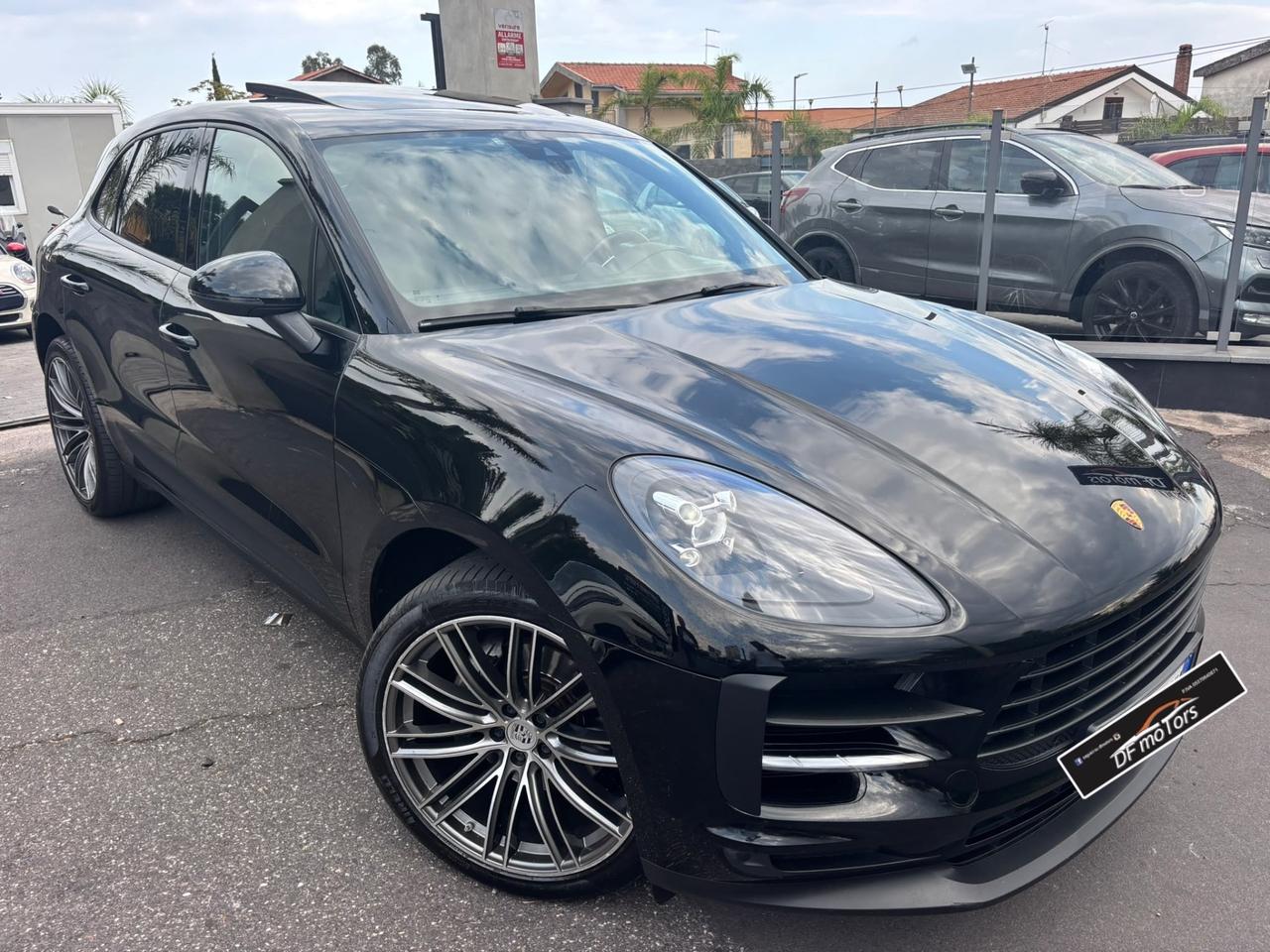 Porsche Macan 2.0-2021