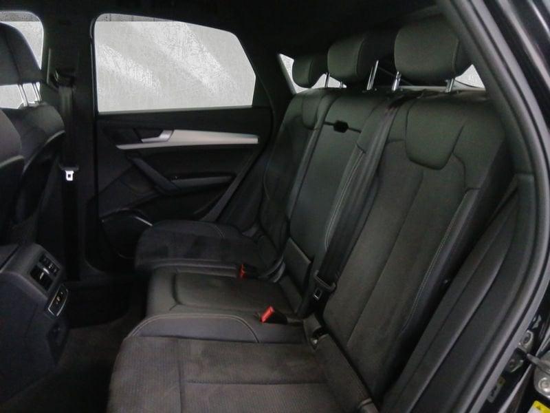 Audi Q5 Sportback 40 2.0 tdi mhev 12V Identity Black quattro s-tronic