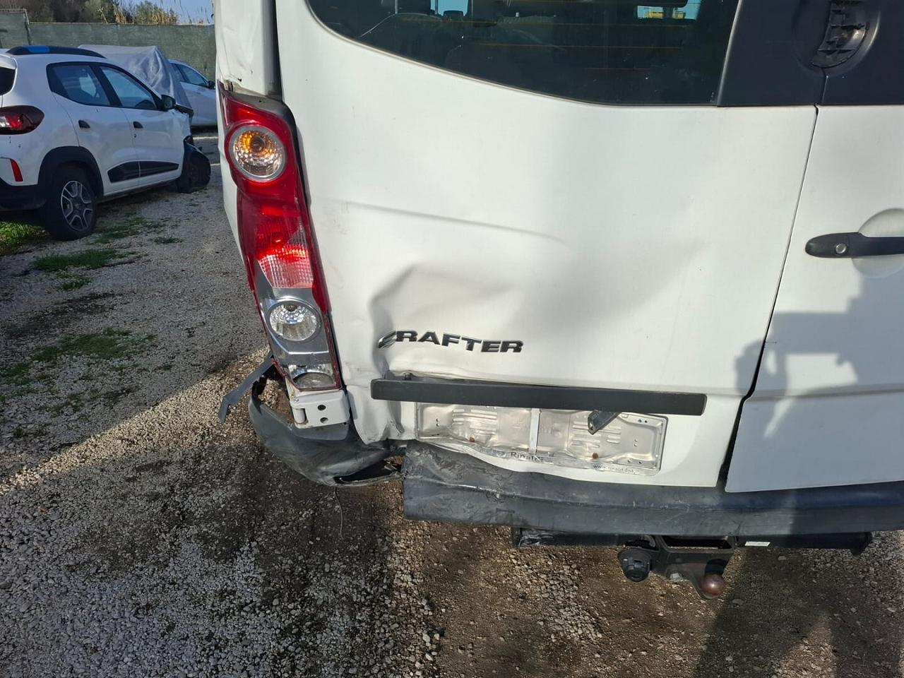 VW CRAFTER 2.0 SINISTRATO 9 POSTI MARCIANTE