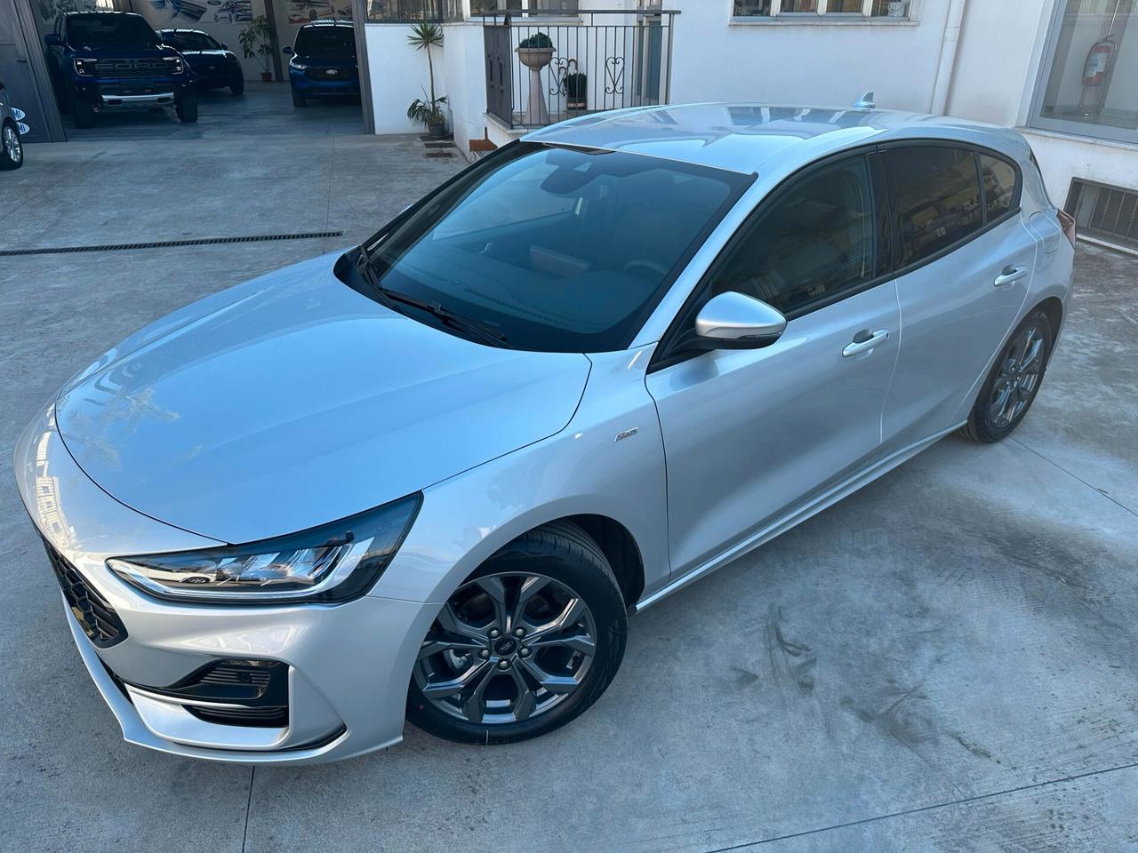 Ford Focus 1.0 EcoBoost Hybrid 125 CV 5p. ST-Line X