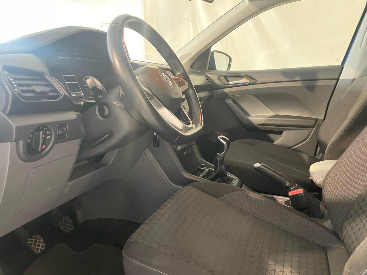 Volkswagen T-Cross 1.0 95CV PRONTA CONSEGNA NEOPATENTATI