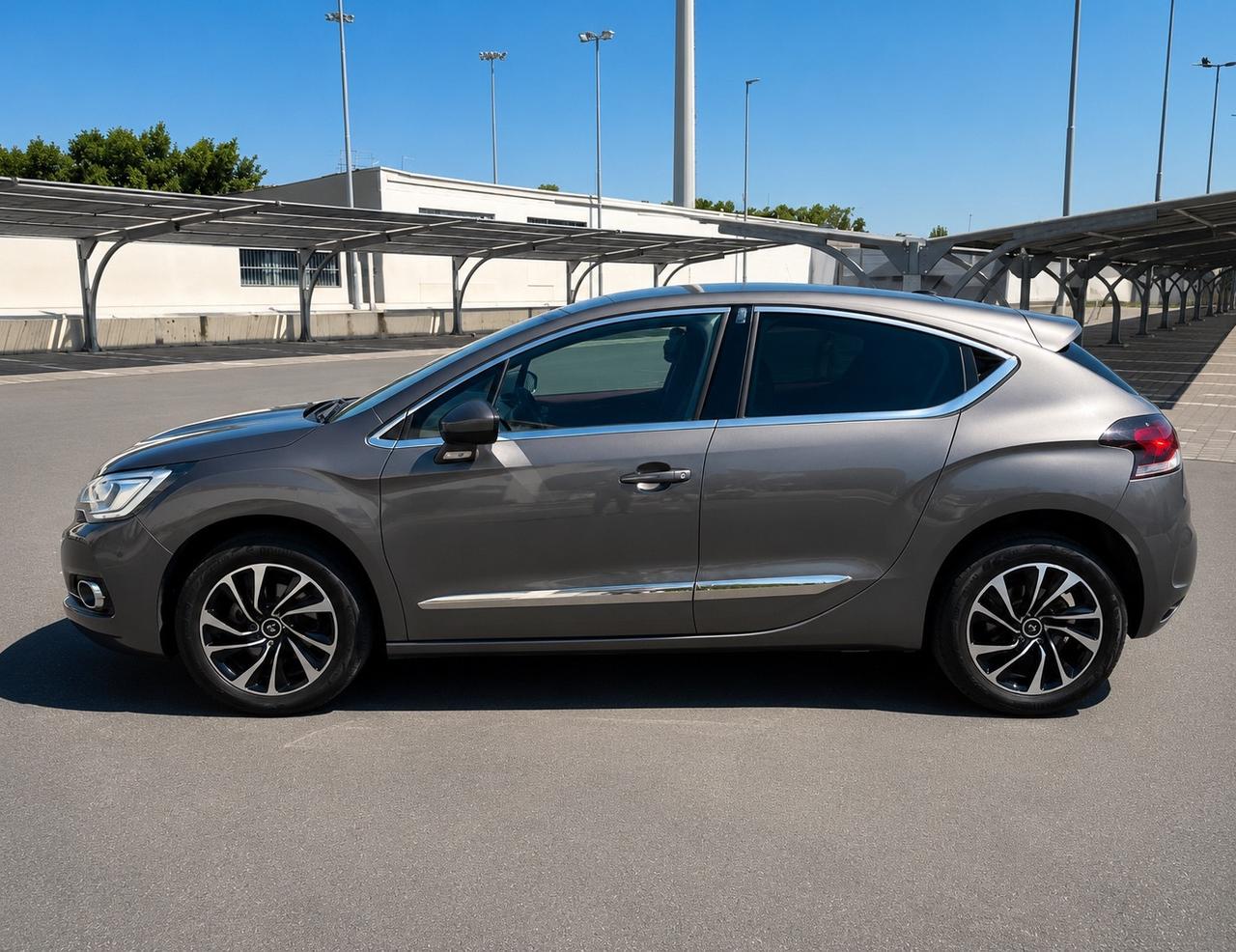 CITROEN DS4 BlueHDi 120CV S&S Sport Chic FULL