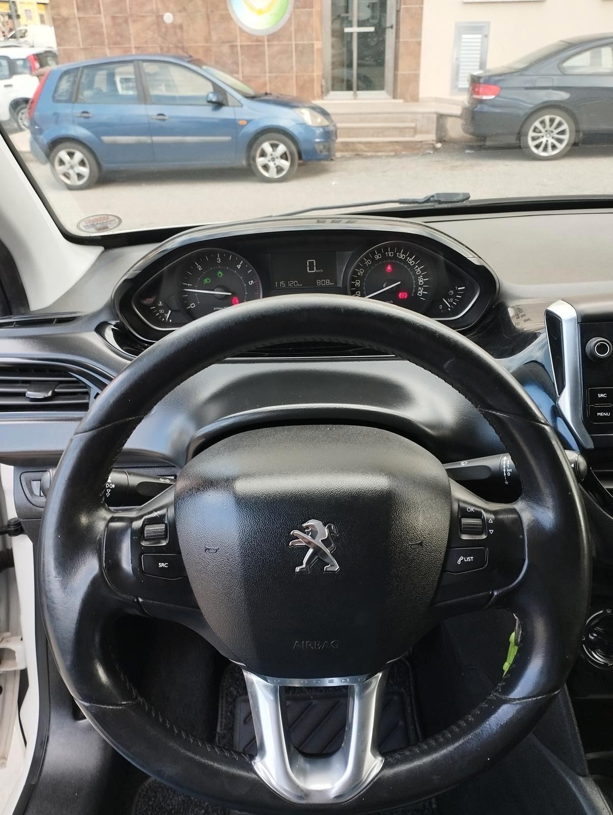 Peugeot 208 BlueHDi 75 S&S 5 porte Active