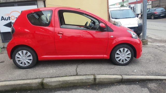 TOYOTA Aygo 1.0 12V VVT-i 3 porte Orange Connect NEOPATENTATI