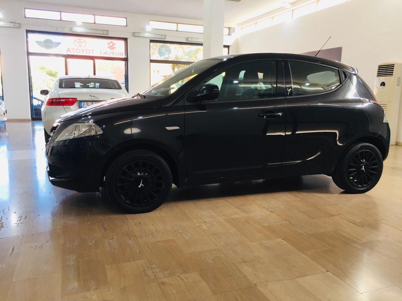LANCIA Ypsilon 1.2 Elefantino 69cv 5p.