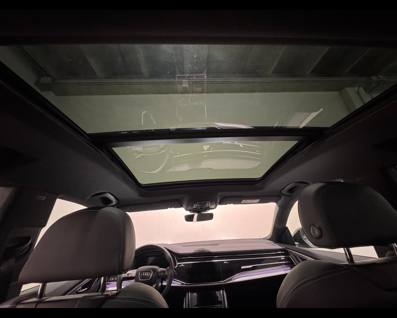 AUDI Q8 50 TDI MEHV QUATTRO TIPTRONIC S LINE EDITION