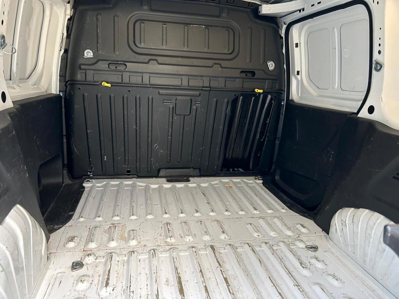 Peugeot Partner PREMIUM BlueHDi 130 L1 Furgone SPOTICAR