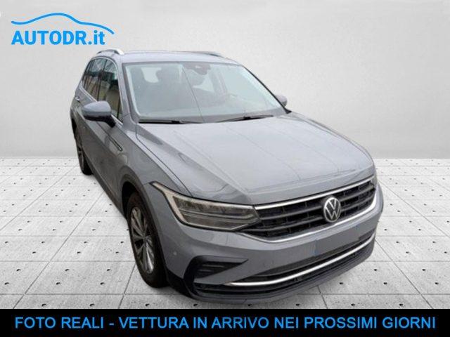VOLKSWAGEN Tiguan 2.0 TDI 150CV DSG Life Fari LED, Navi, ACC, Km cer