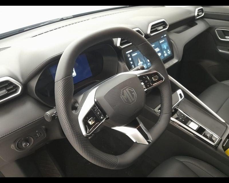 MG ZS 1.5L HEV LUX MY25 Silver