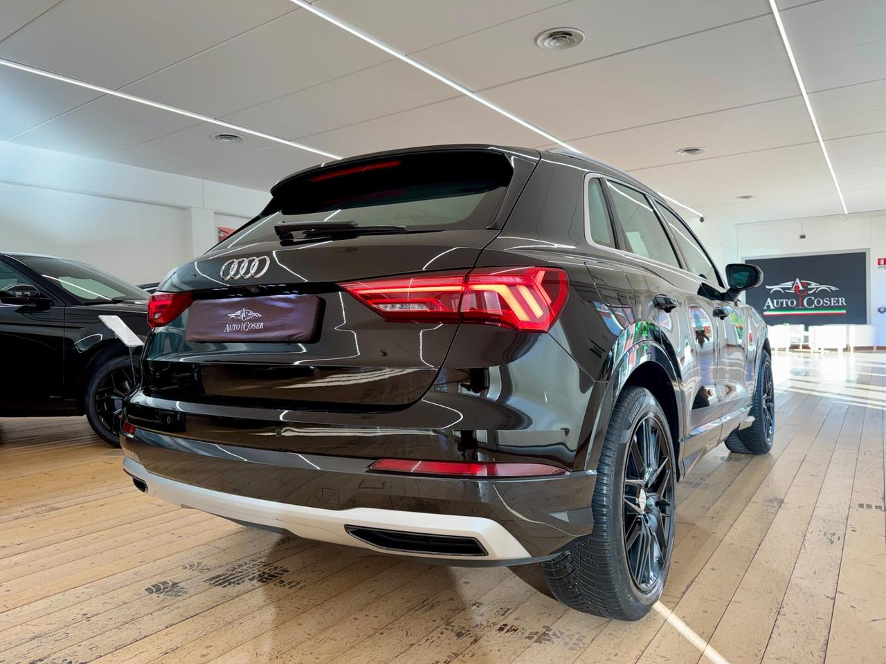 Audi Q3 35 TFSI S-LINE EDITION TOTAL BLACK GANCIOTRAINO