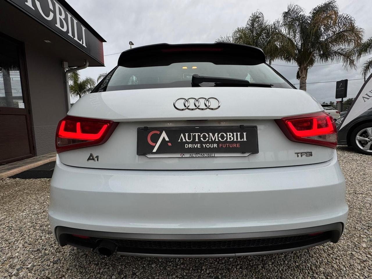 Audi A1 SPB 1.2 TFSI S line edition 86CV