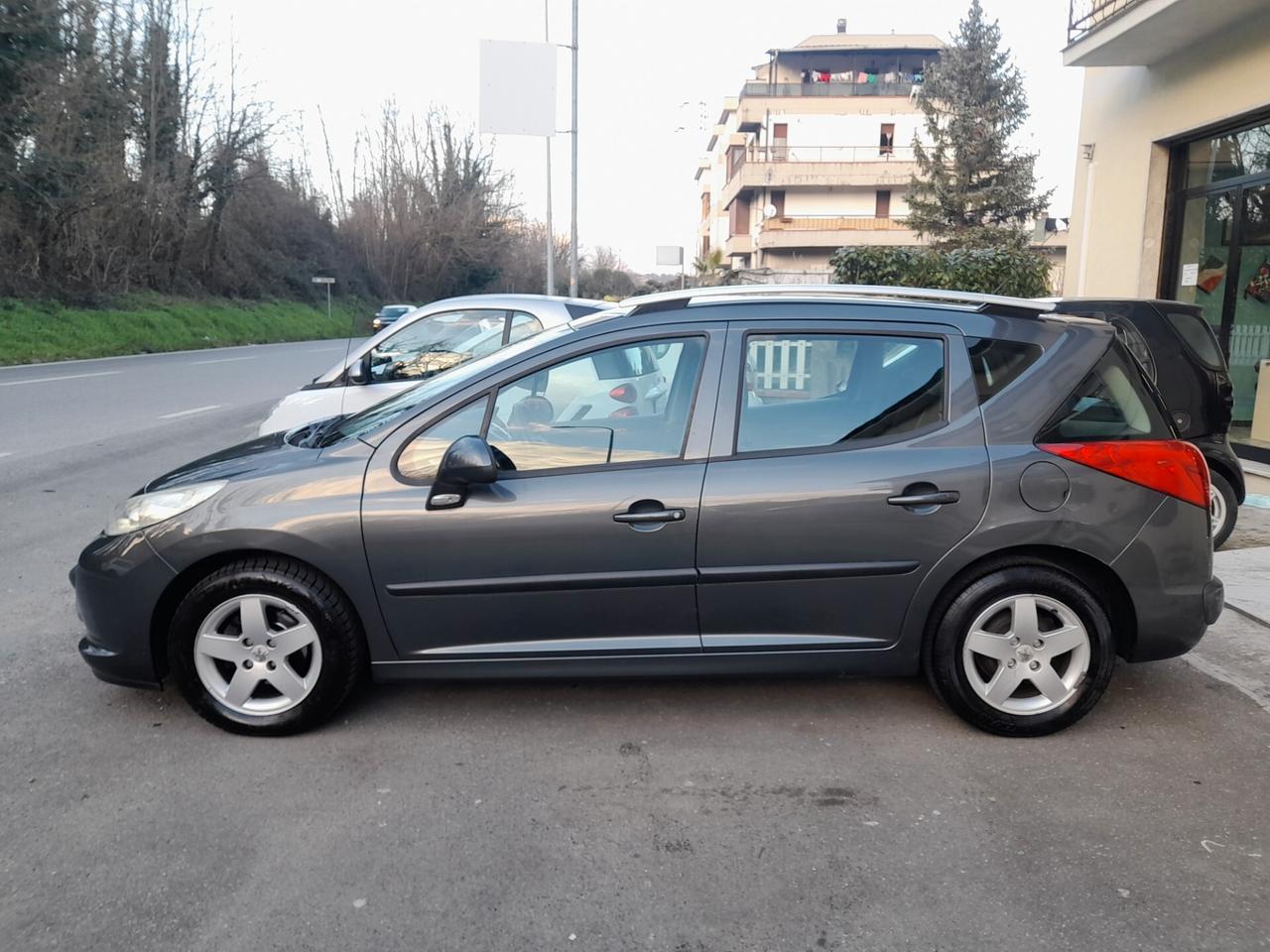 Peugeot 207 1.4 8V 75CV SW X Line ECO GPL