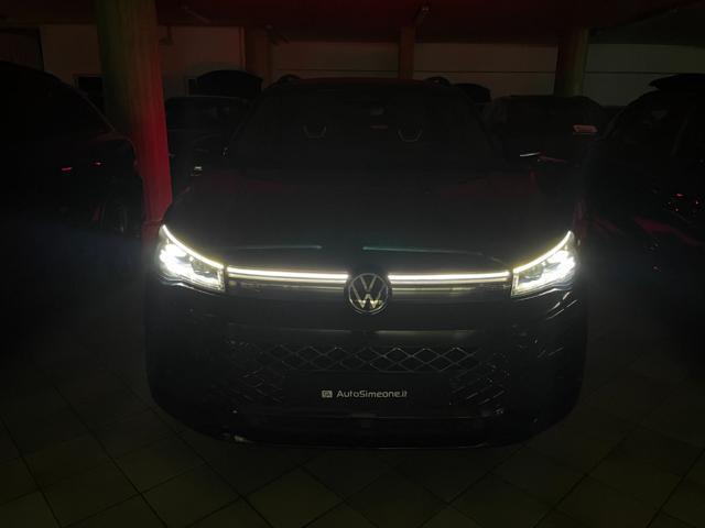 VOLKSWAGEN Tiguan 2.0 TDI 150 CV DSG R-Line Plus ''TOTAL BLACK''