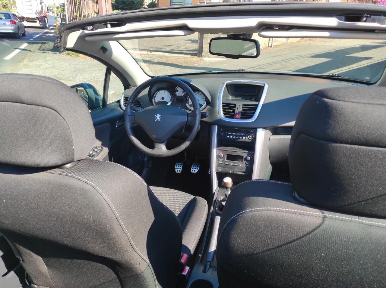 Peugeot 207 1.6 HDi 110CV CC Tecno