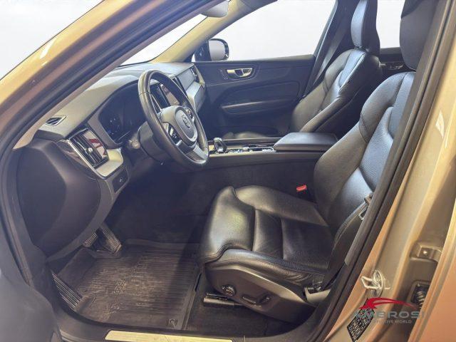 VOLVO XC60 B4 automatico Plus Dark - AUTOCARRO N1