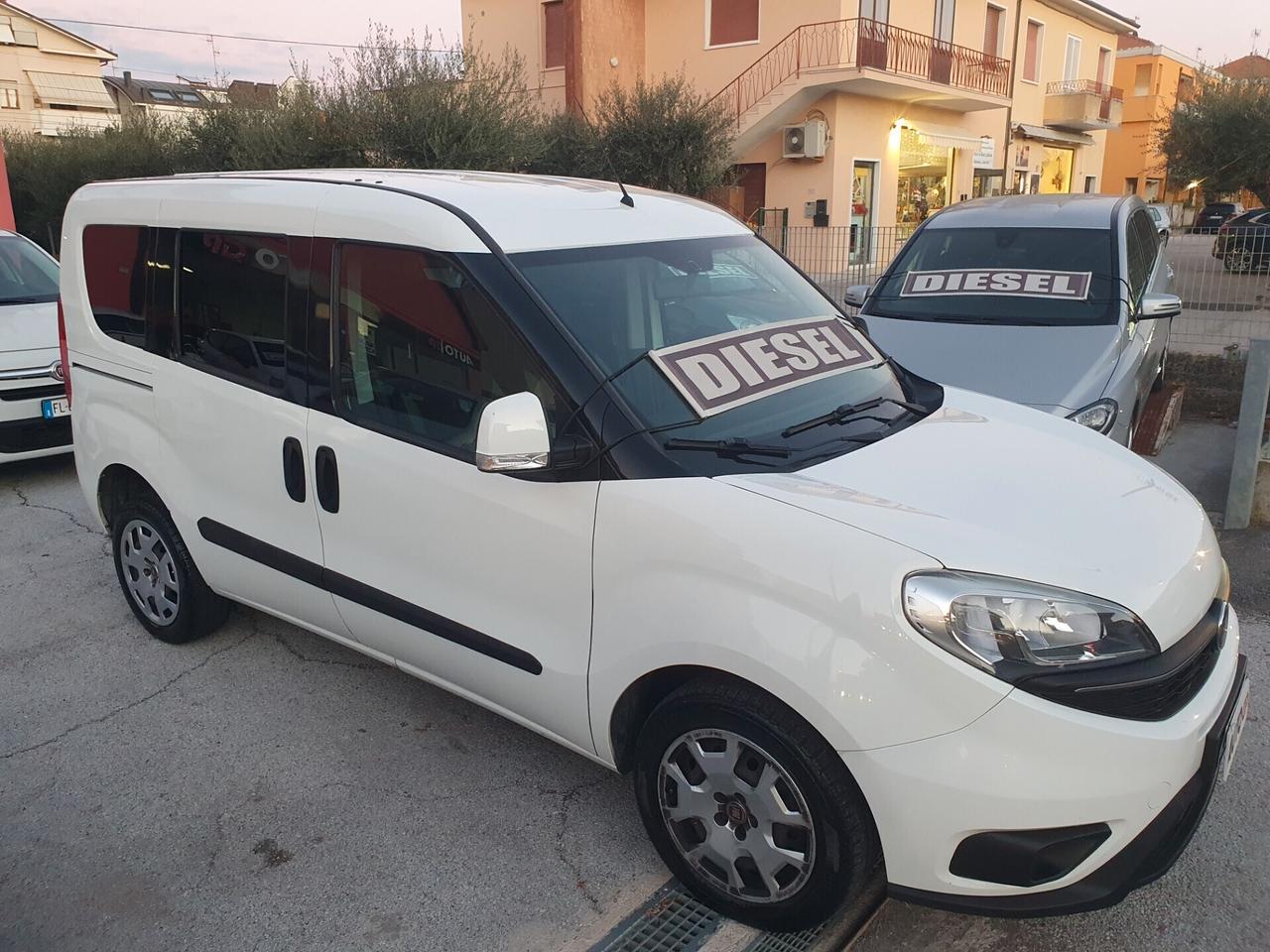 Fiat Doblo Doblò 1.6 MJT 5p 95CV Lounge Neop 2015