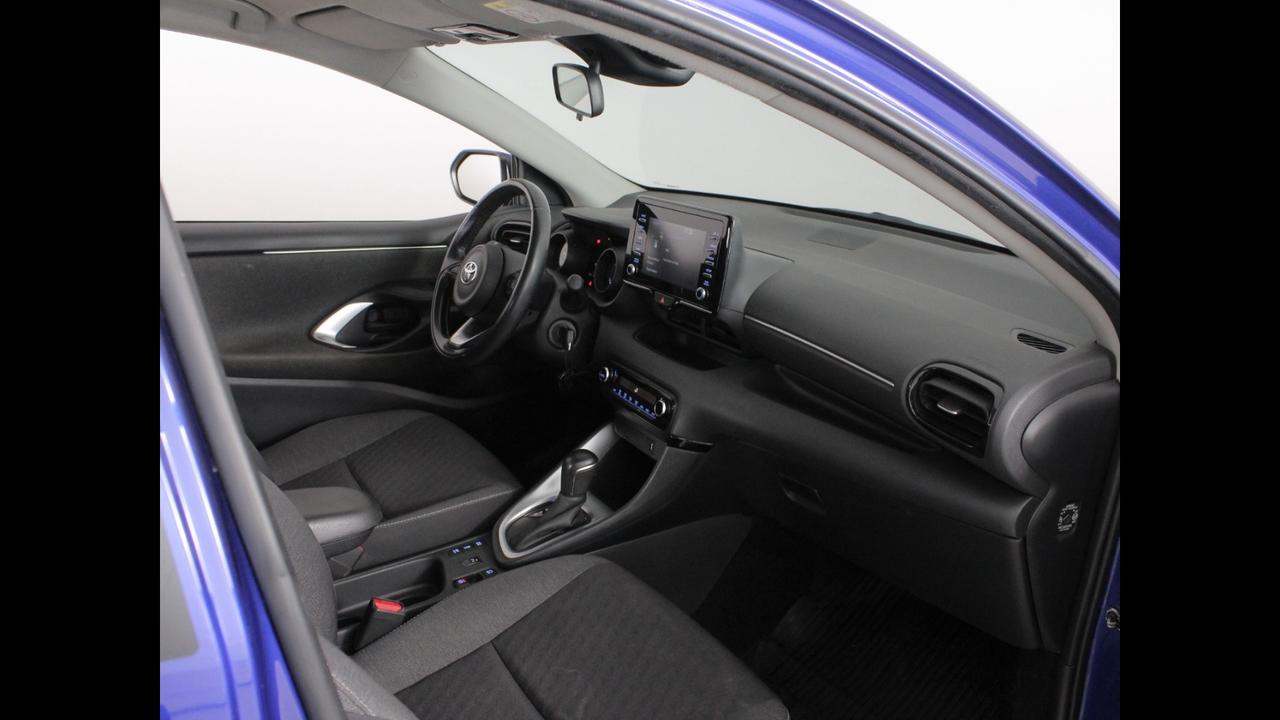 TOYOTA Yaris IV 2020 - Yaris 1.5h Trend