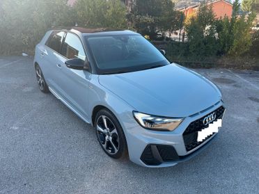 AUDI A1/SPB 30 TFSI/S LINE/ CERCHI 17/ B COLORE/XENO LED/TEL POST/VOL SPORTIVO/VETRI PRIVACY!!