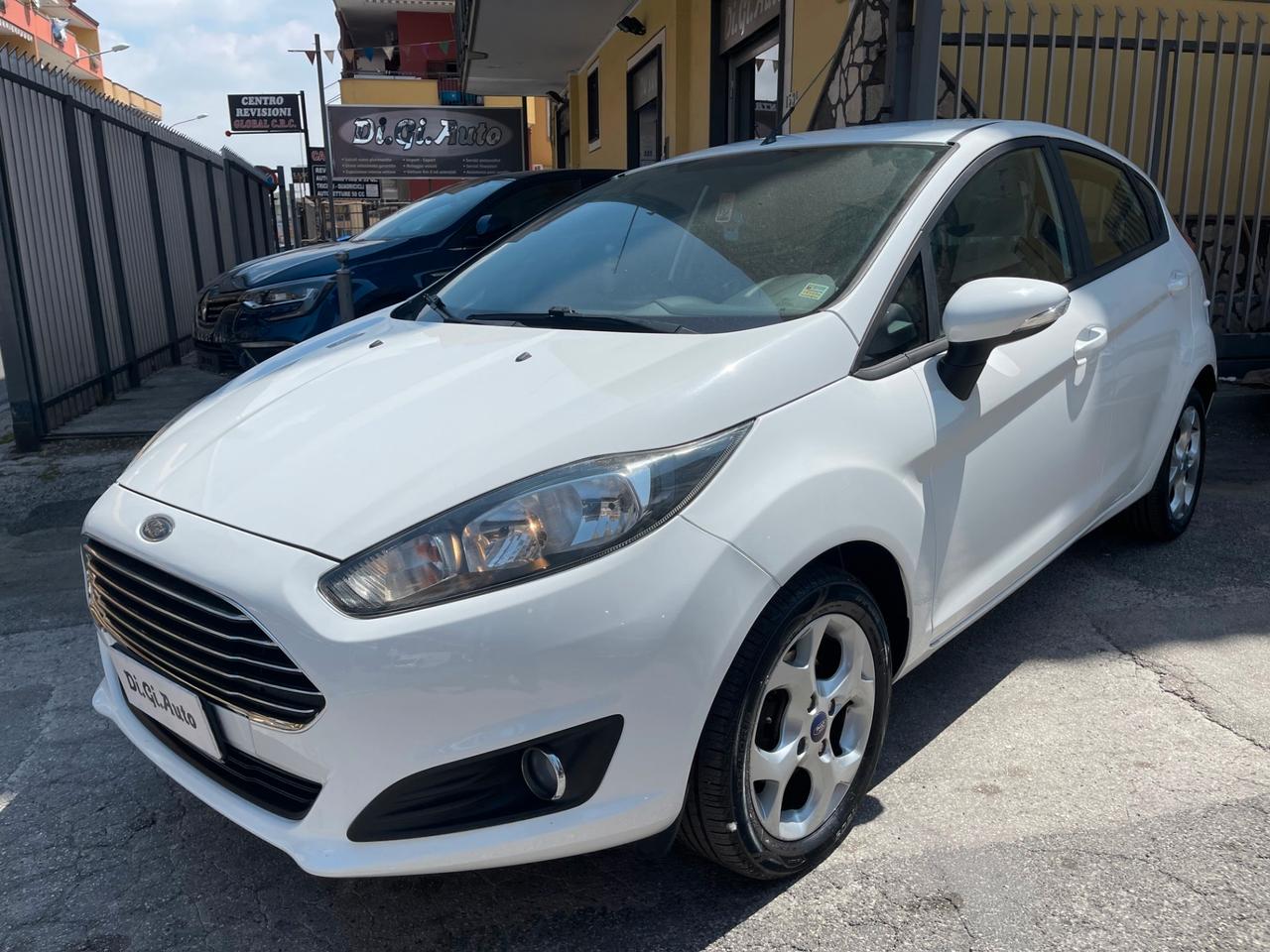 Ford Fiesta 1.4 5 porte GPL Business