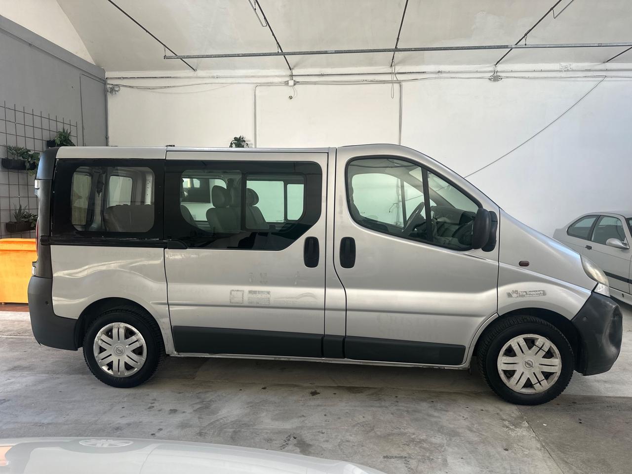 Opel Vivaro 27 1.9 CDTI/80CV PC-TN Combi