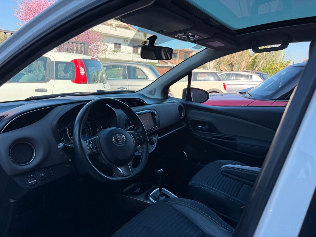 Toyota Yaris 1.5 Hybrid 5p - Full opt - Automatica - Tutto incluso