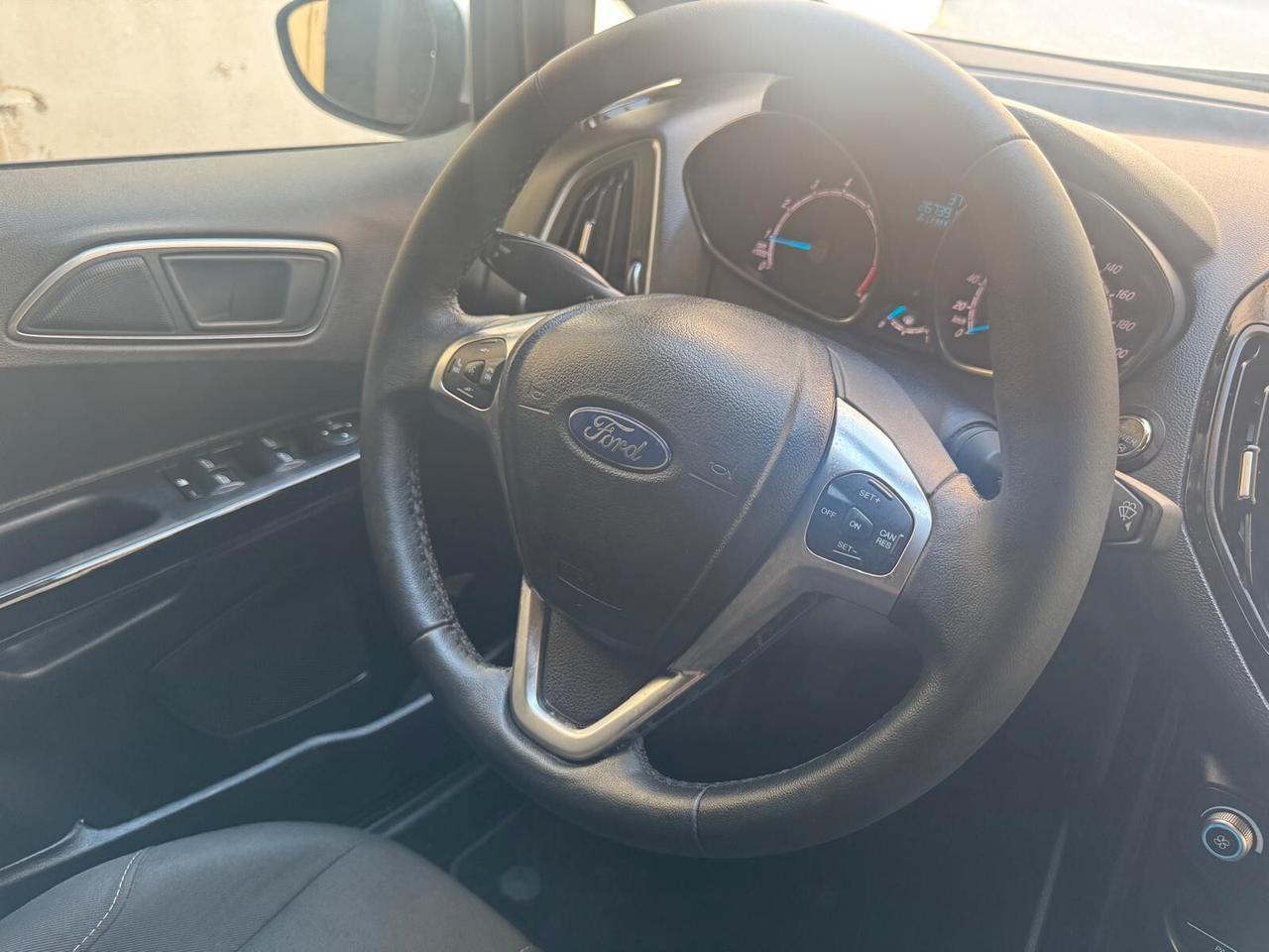 Ford B-Max 1.4 90 CV GPL Titanium