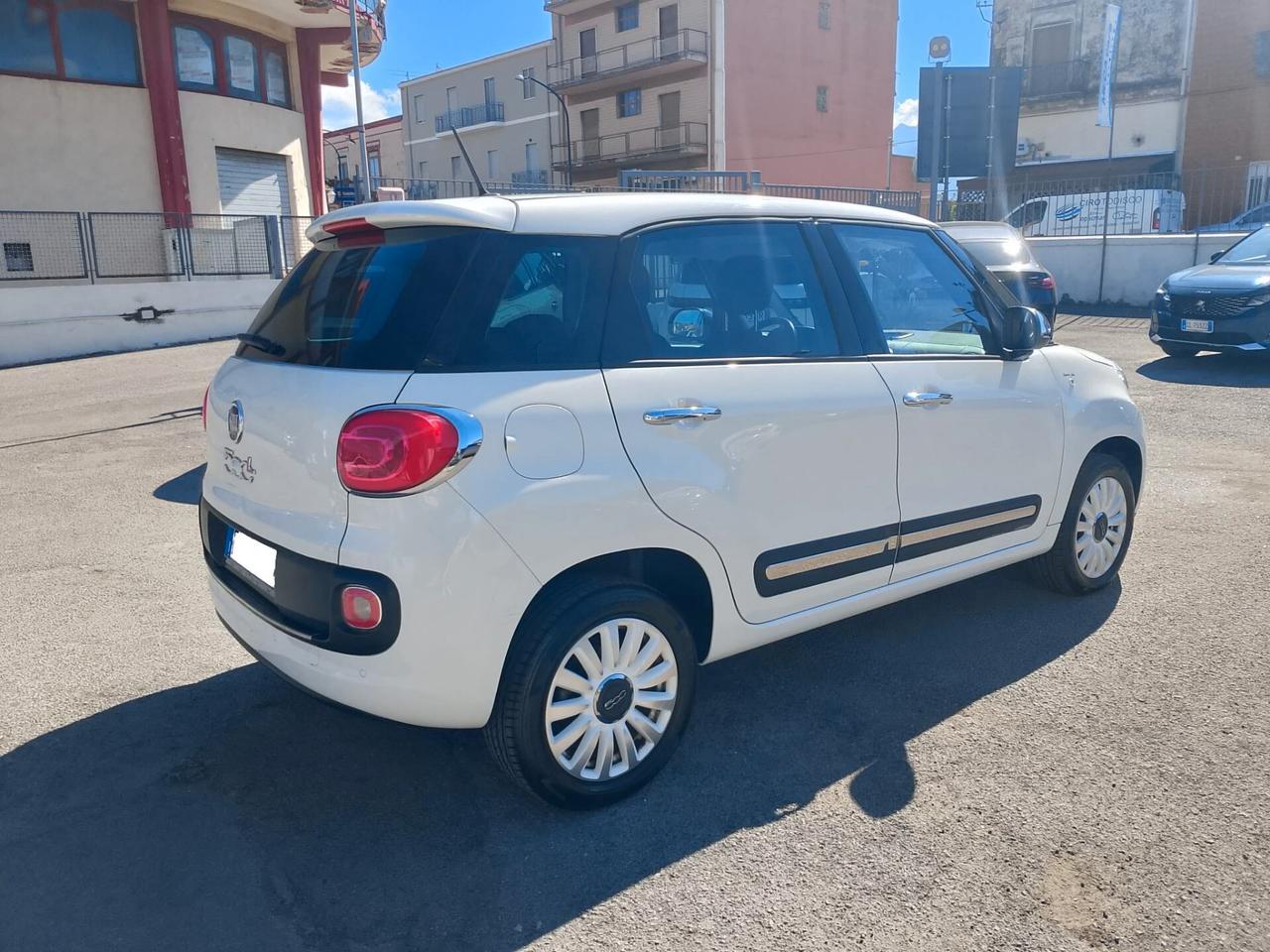 Fiat 500L 0.9 TwinAir Turbo Natural Power Lounge
