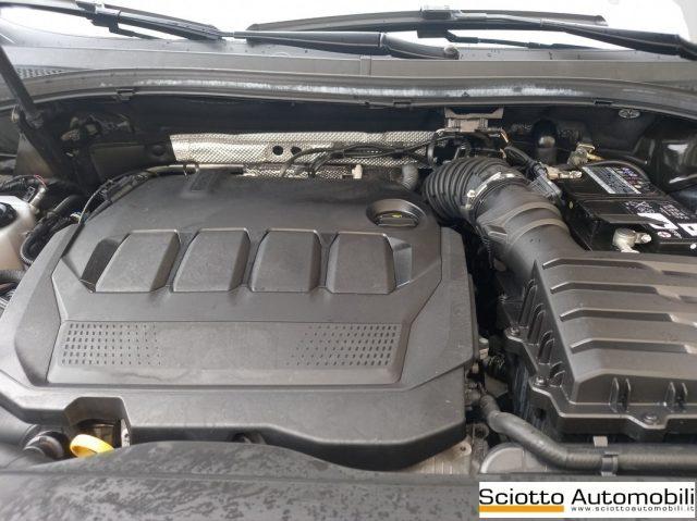 VOLKSWAGEN Tiguan 2.0 TDI 150 CV SCR DSG R-Line