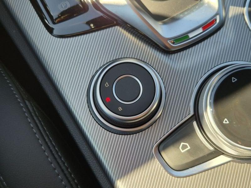 Alfa Romeo Stelvio 2.2 t Veloce Q4 210cv auto