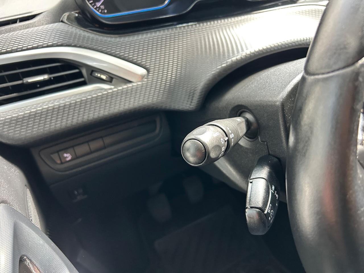 Peugeot 2008 BlueHDi 100 GT Line