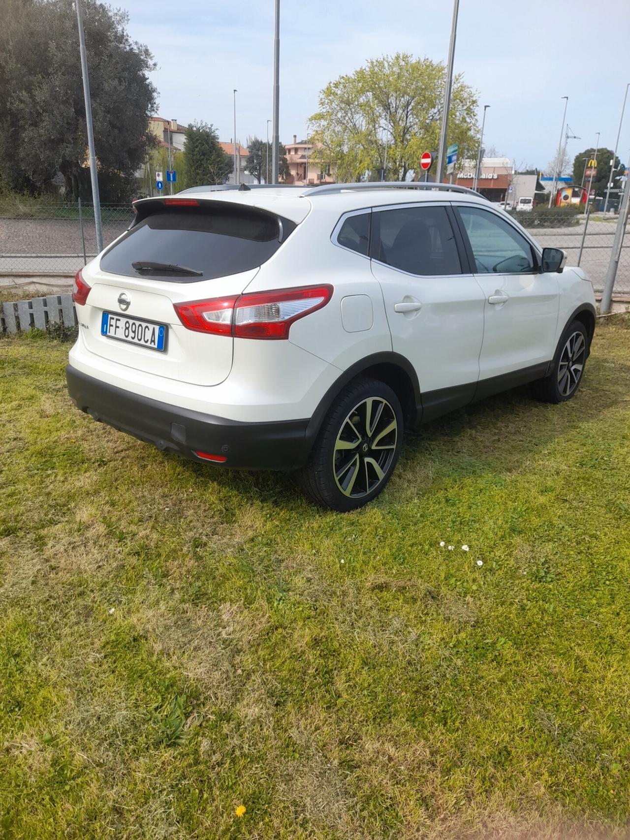 Nissan Qashqai 1.6 dCi 2WD N-Connecta
