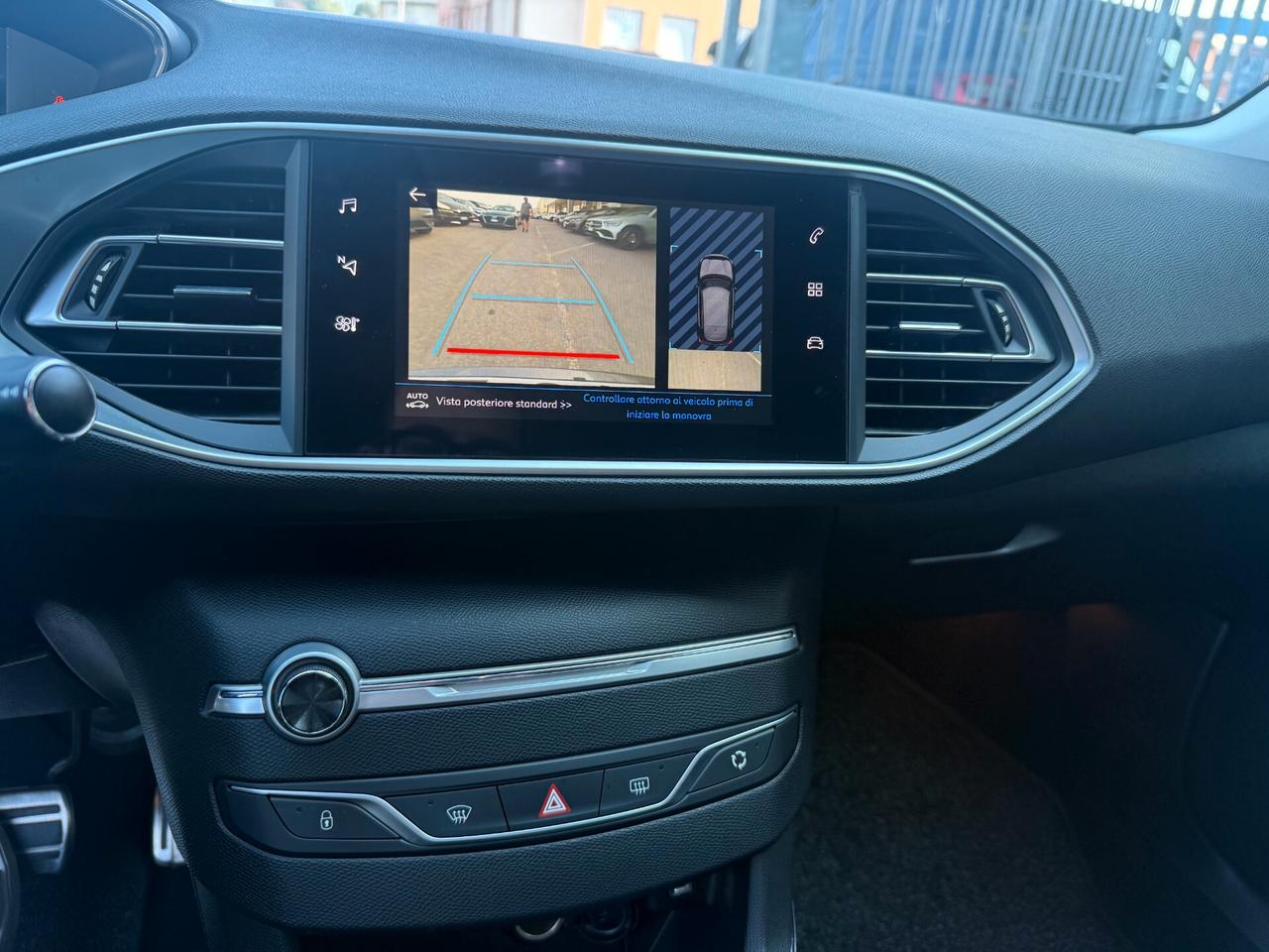 Peugeot 308 5p 1.2 Allure Pack s